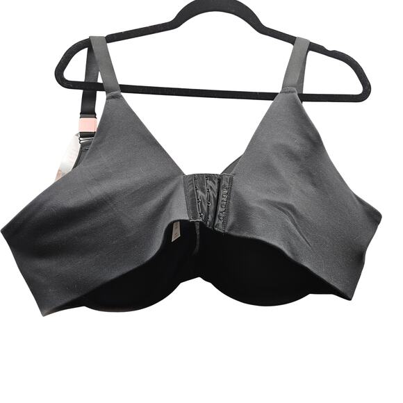 NWT Cacique Bra Boost Plunge Black 48D Shapes Invisible backsmoother collection - Picture 2 of 4